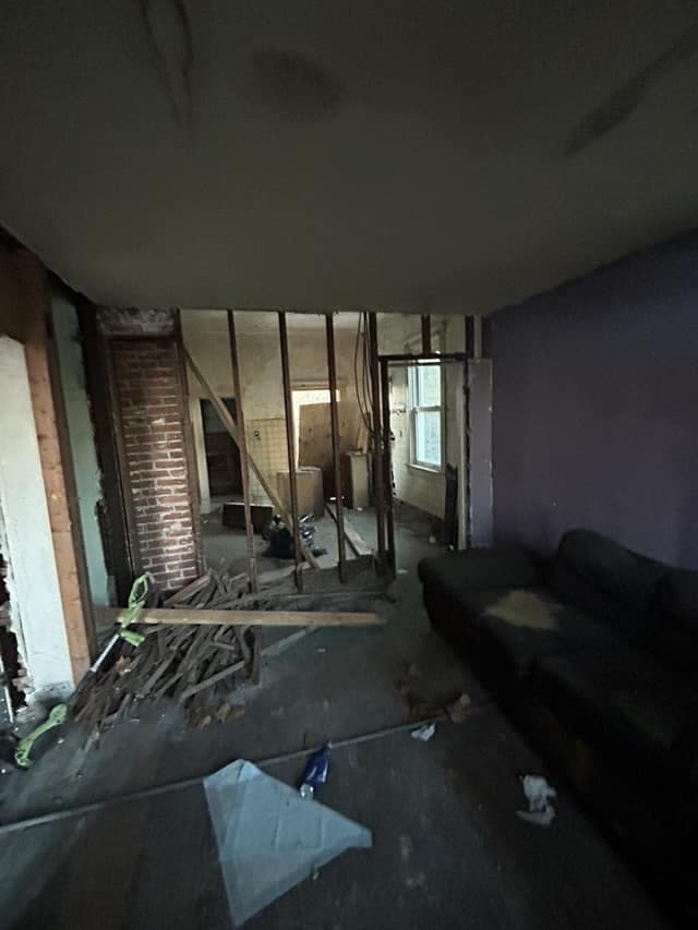 St. Louis House: 5403 Helen Ave
