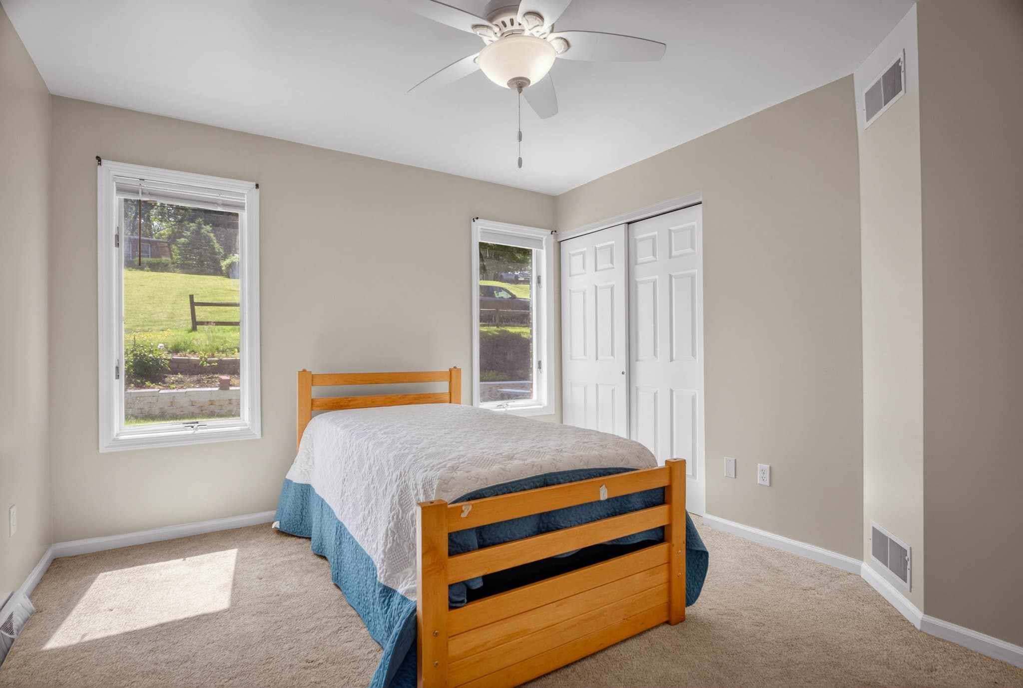 Pittsburgh House: 59 Hartl Ln