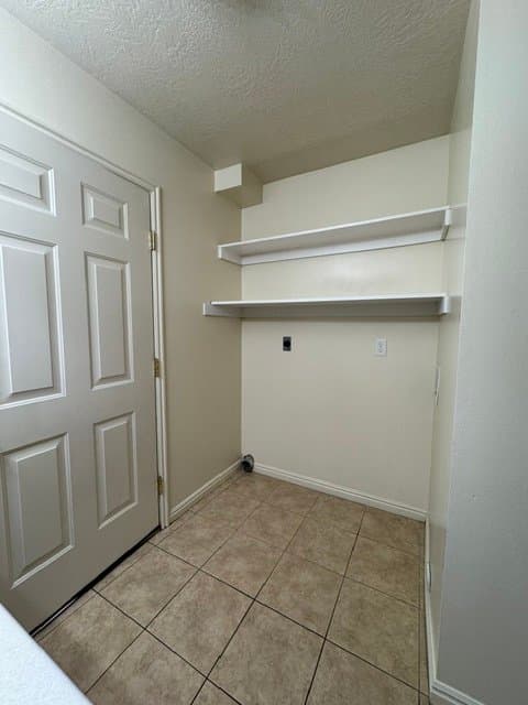 Logan Townhome: 961 N 100 W
