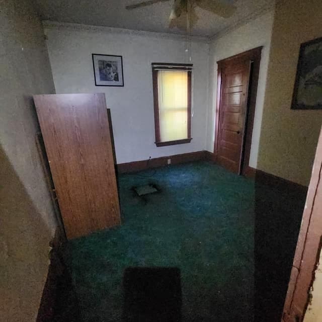 Cleveland House: 2847 E 98th St