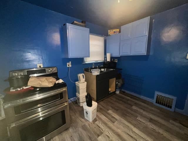 East St. Louis House: 1640 N 50th St