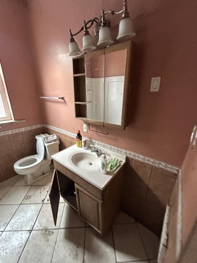 St. Louis House: 1337 Walton Ave