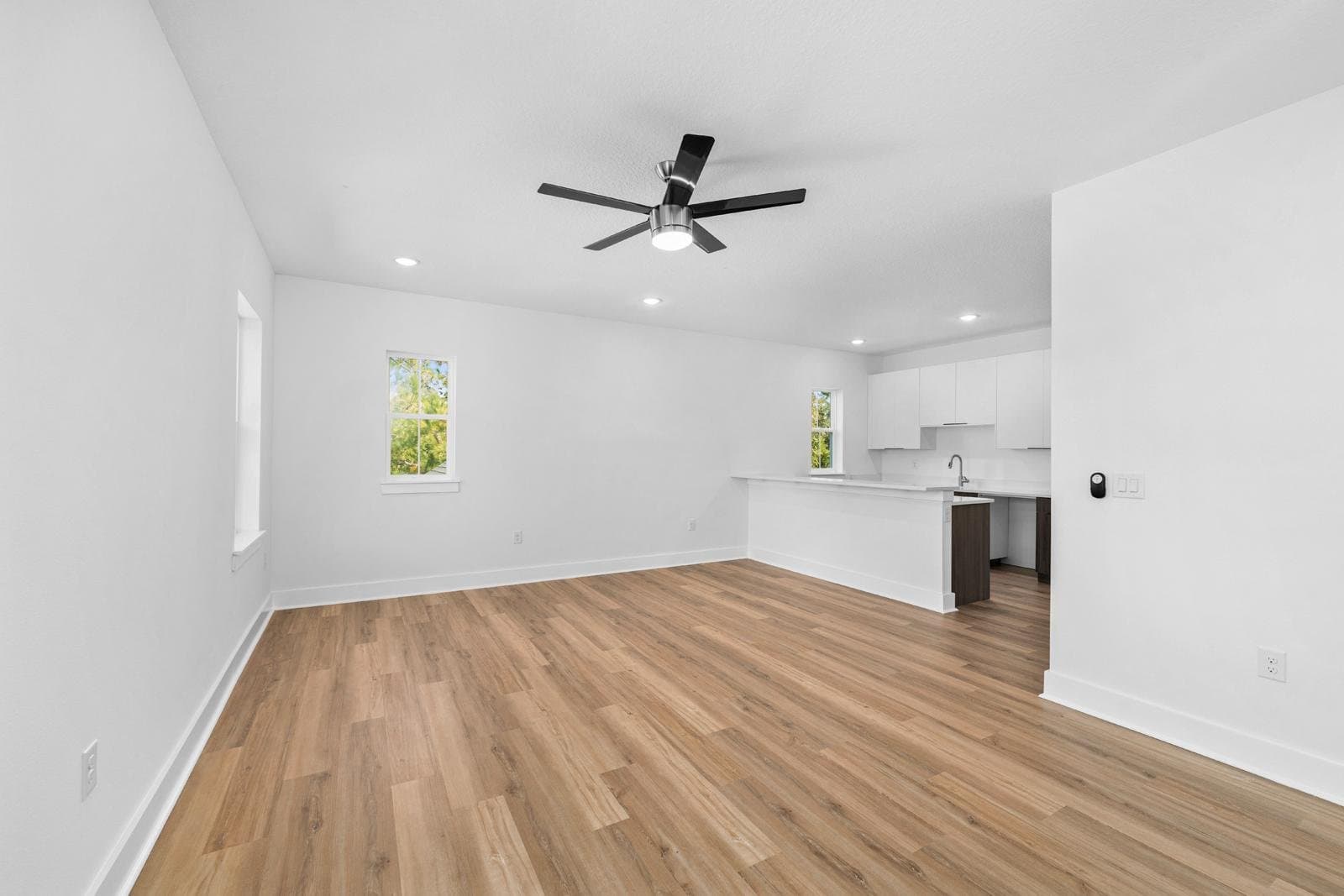 Brooksville House: 6622 Summit View Dr