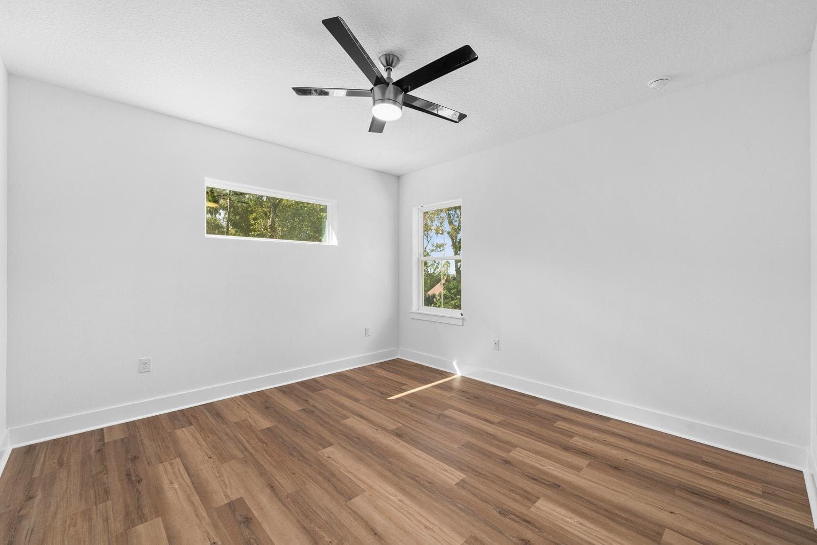 Brooksville House: 6622 Summit View Dr
