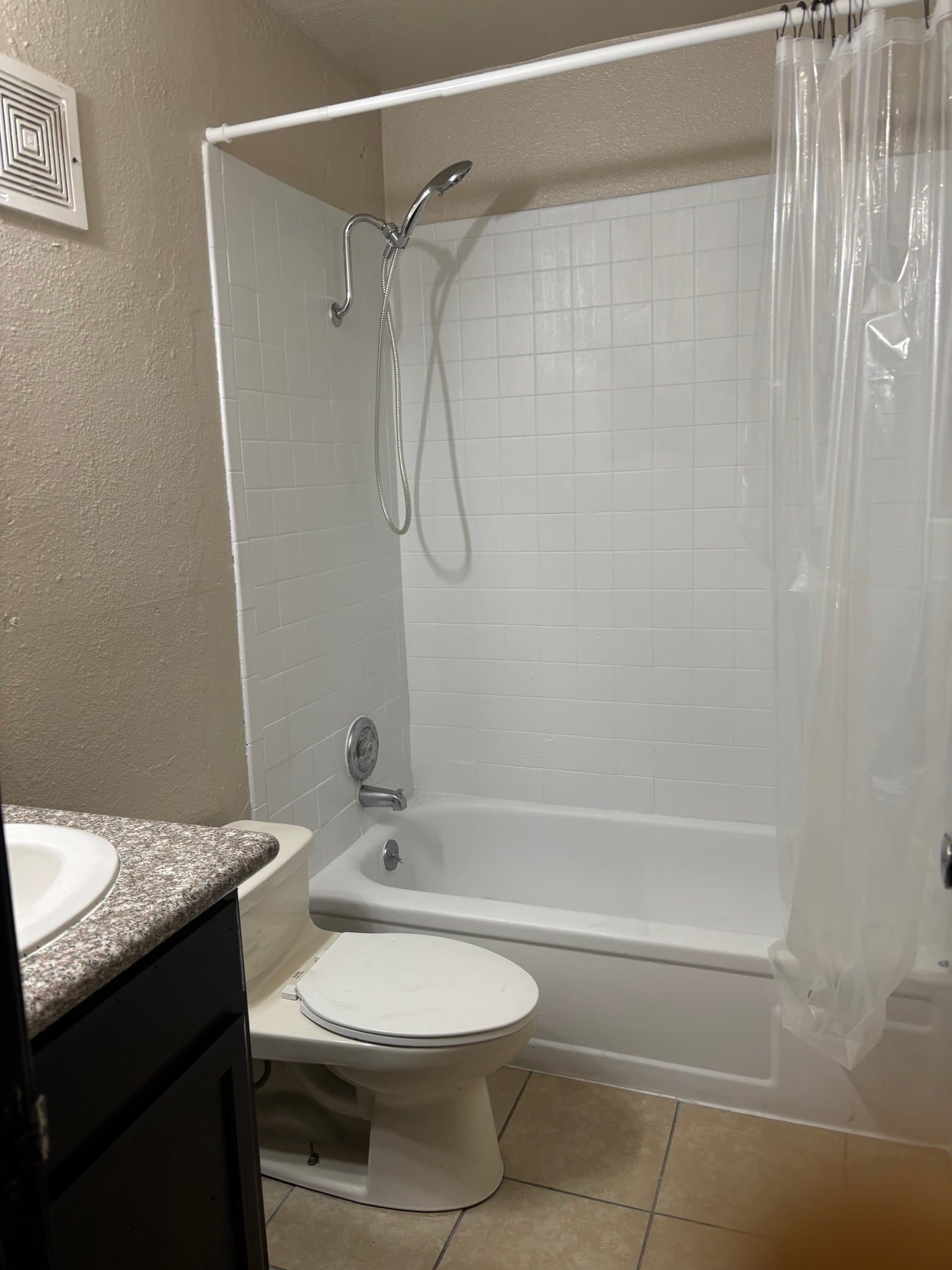 Las Vegas Apartment: 921 Las Vegas Blvd N