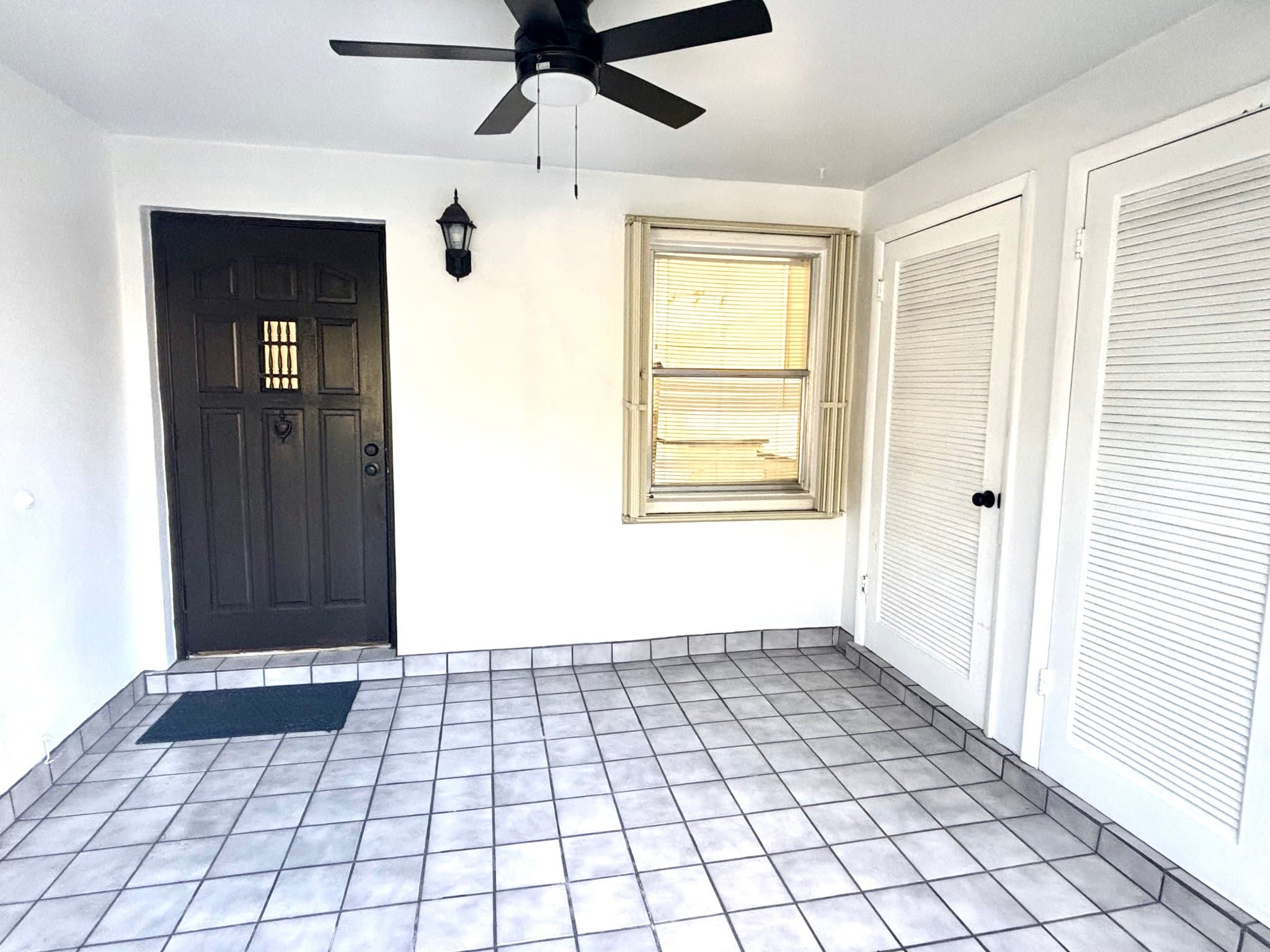 Sunrise Condo: 3851 NW 84th Ave