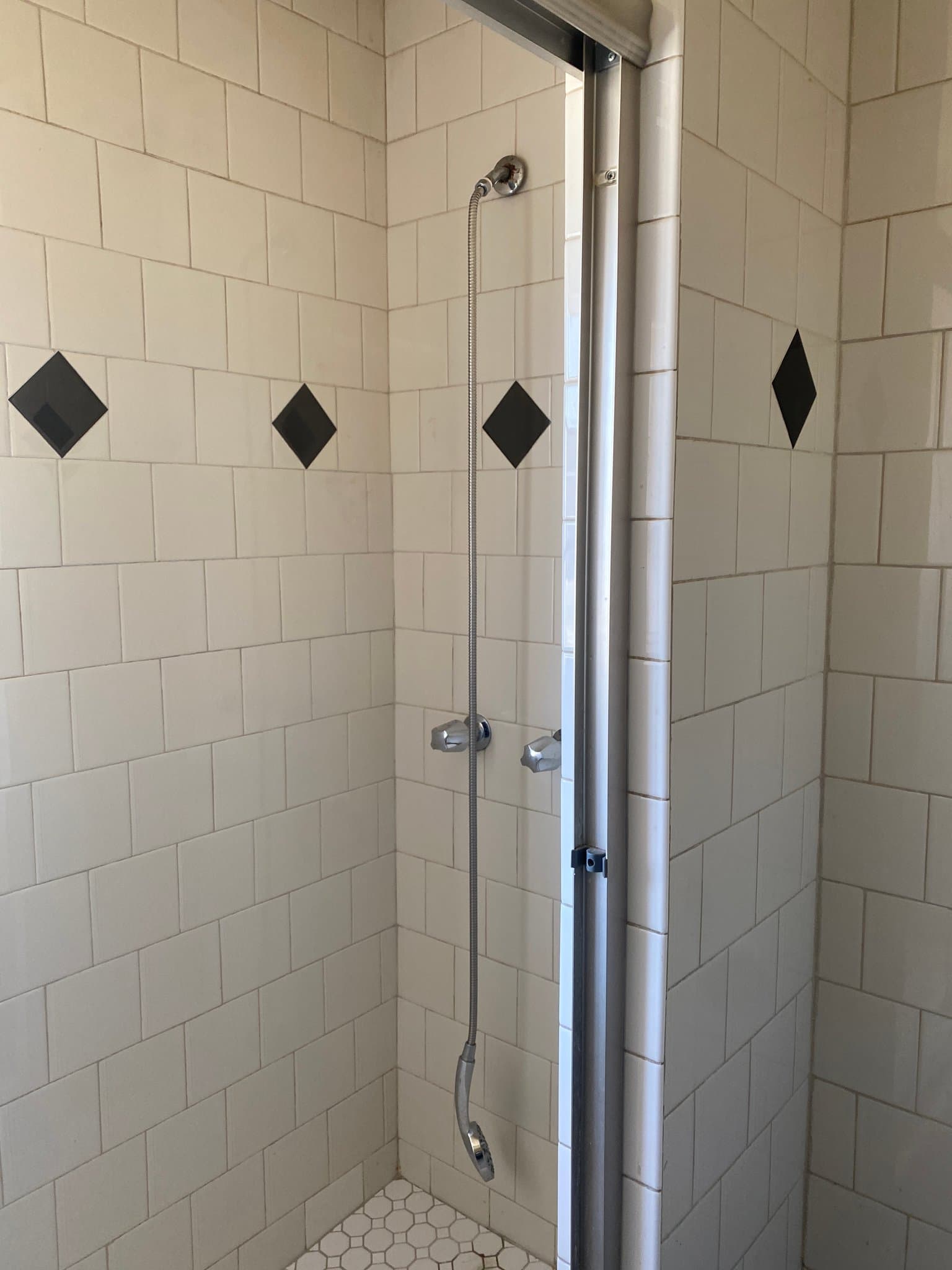 Palmdale House: 22317 East Avenue O