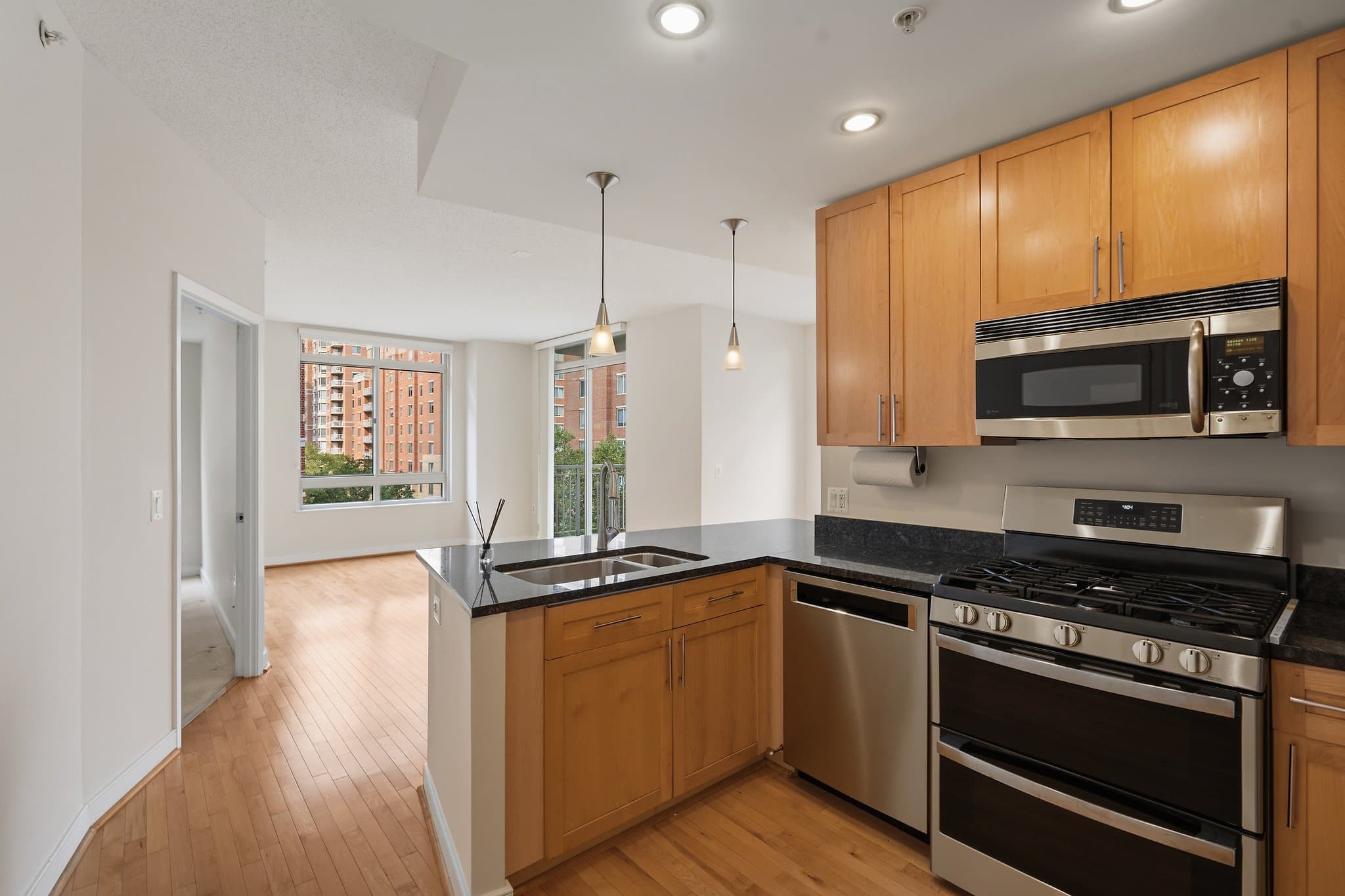 Arlington Condo: 820 N. Pollard St.