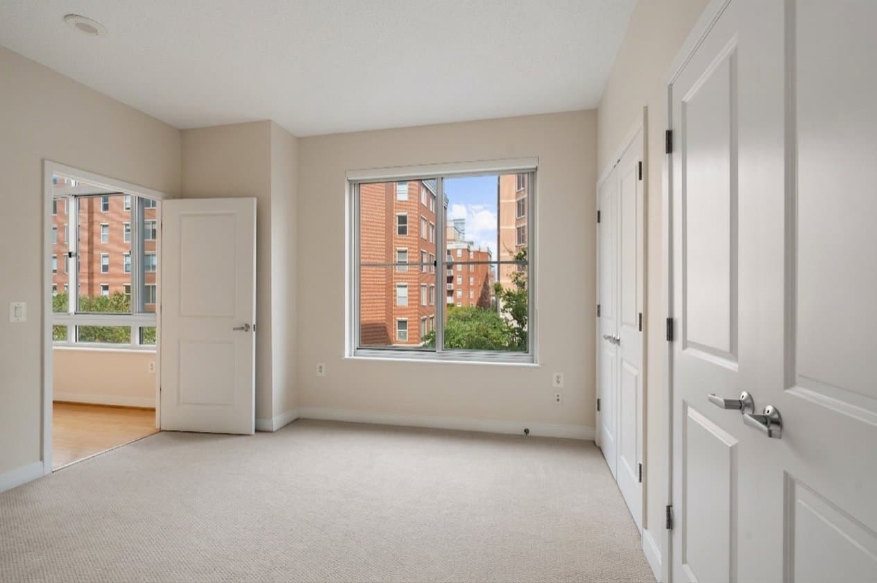 Arlington Condo: 820 N. Pollard St.