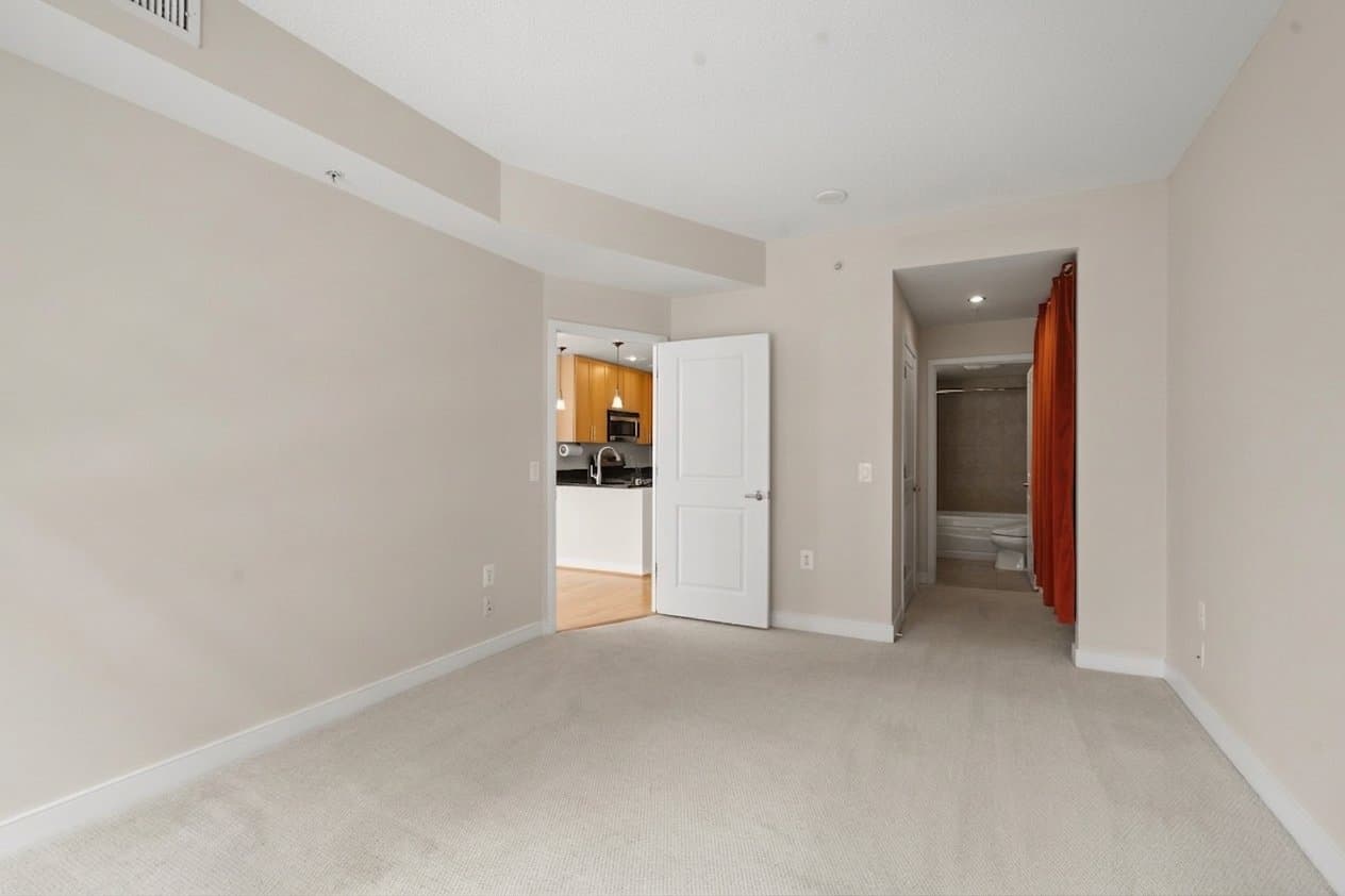 Arlington Condo: 820 N. Pollard St.