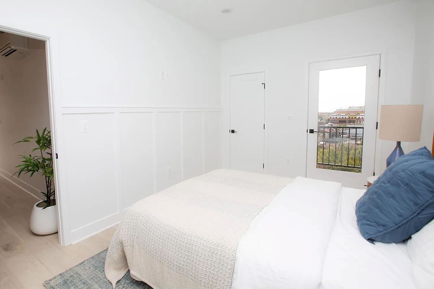 Baltimore Apartment: 1617 Eastern Avenue