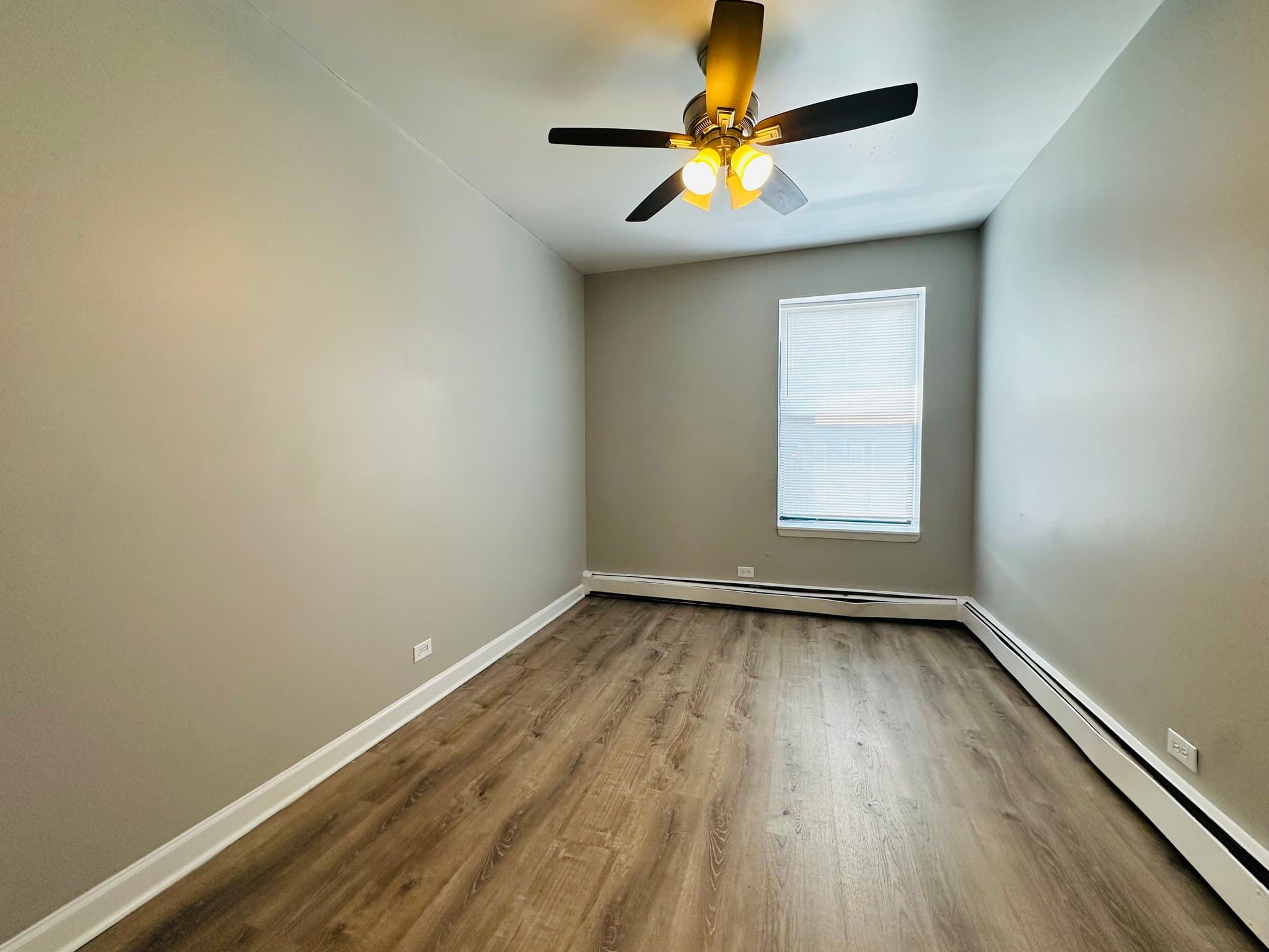 Chicago Apartment: 5645-5657 W Washington Blvd
