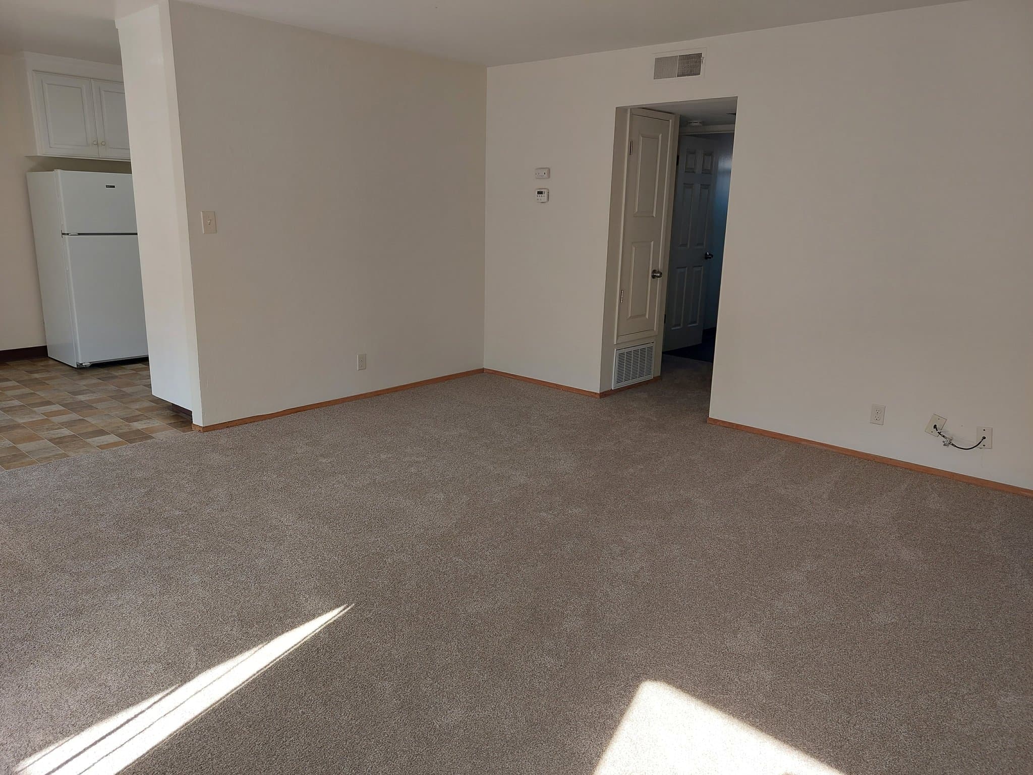 San Jose Apartment: 1100 Ranchero Way