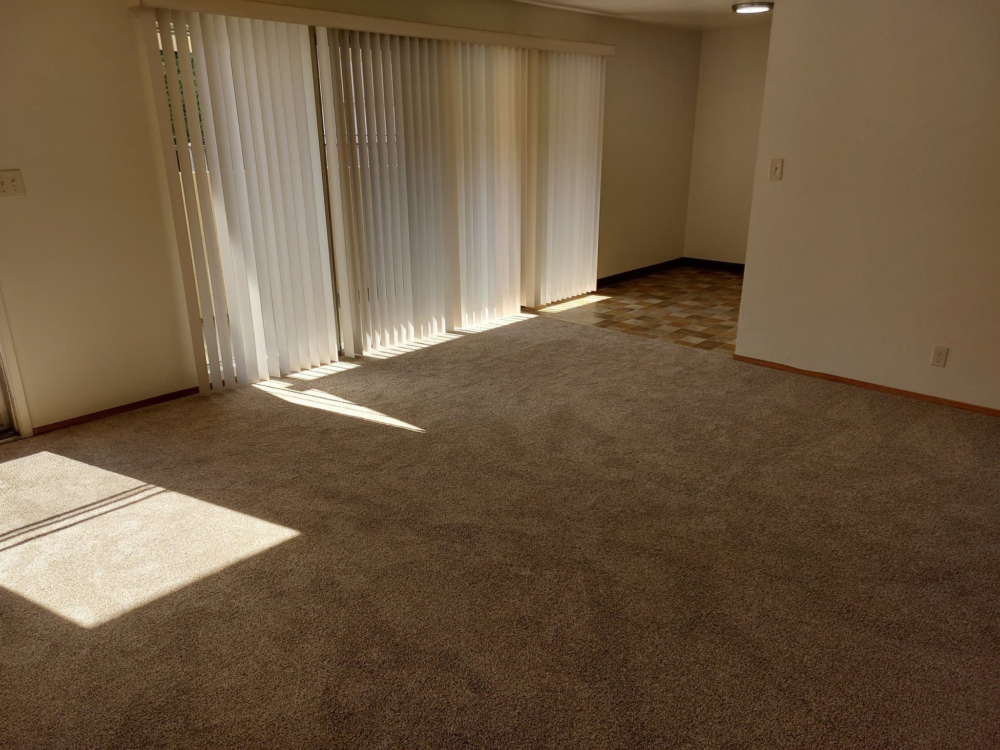 San Jose Apartment: 1100 Ranchero Way
