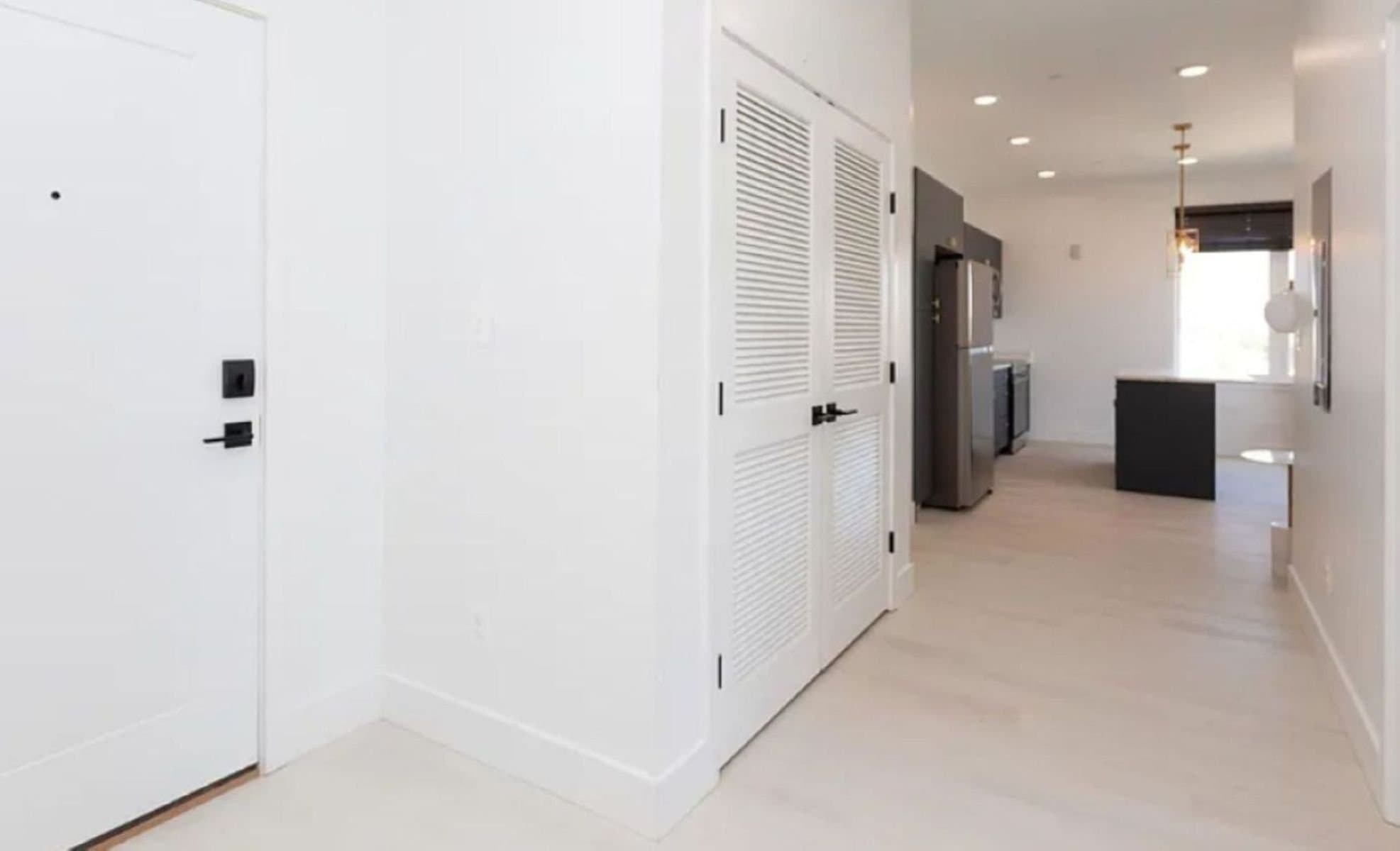 Baltimore Apartment: 520 S. Caroline Street