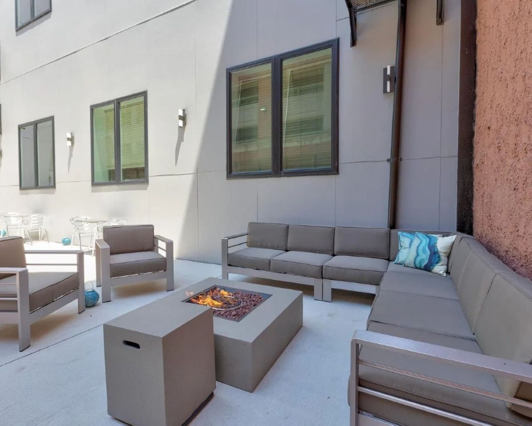 Baltimore Apartment: 520 S. Caroline Street