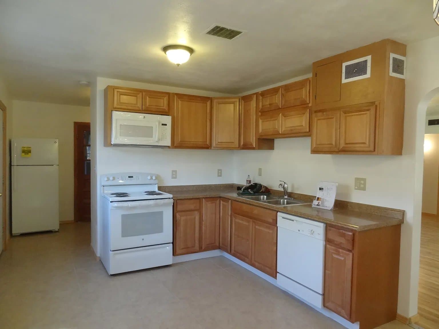 Denver House: 9230 Hoffman Way