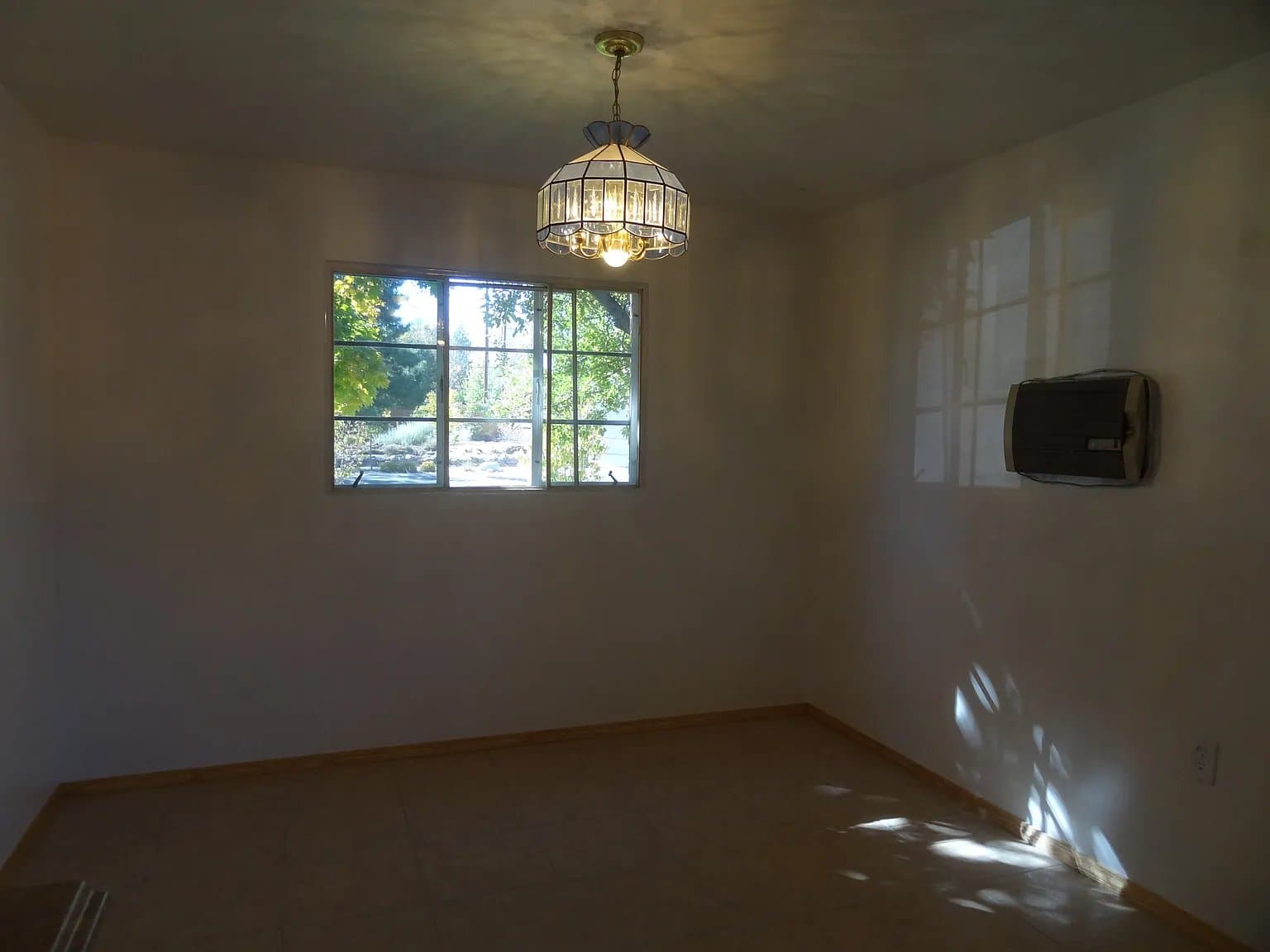 Denver House: 9230 Hoffman Way