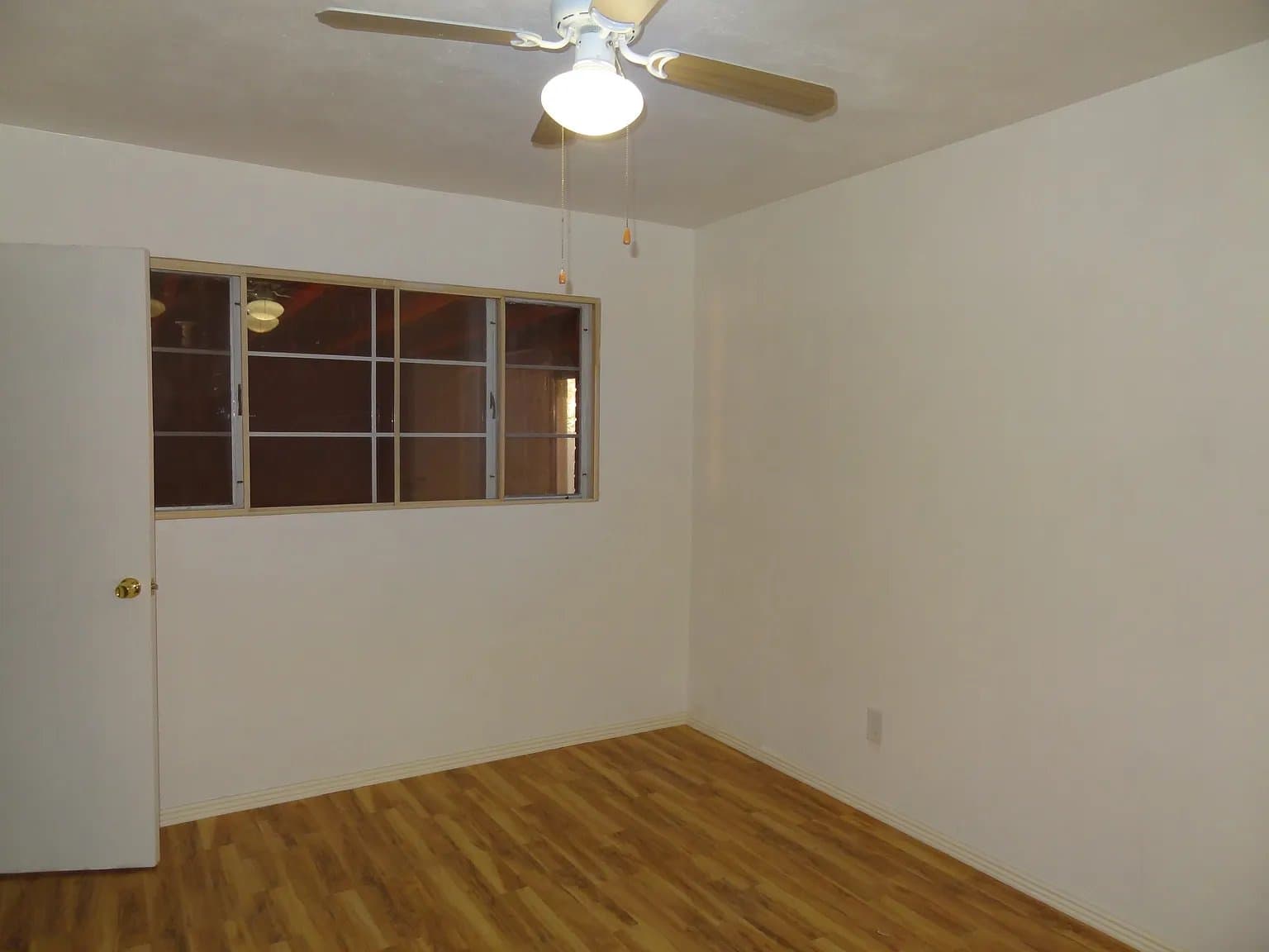 Denver House: 9230 Hoffman Way