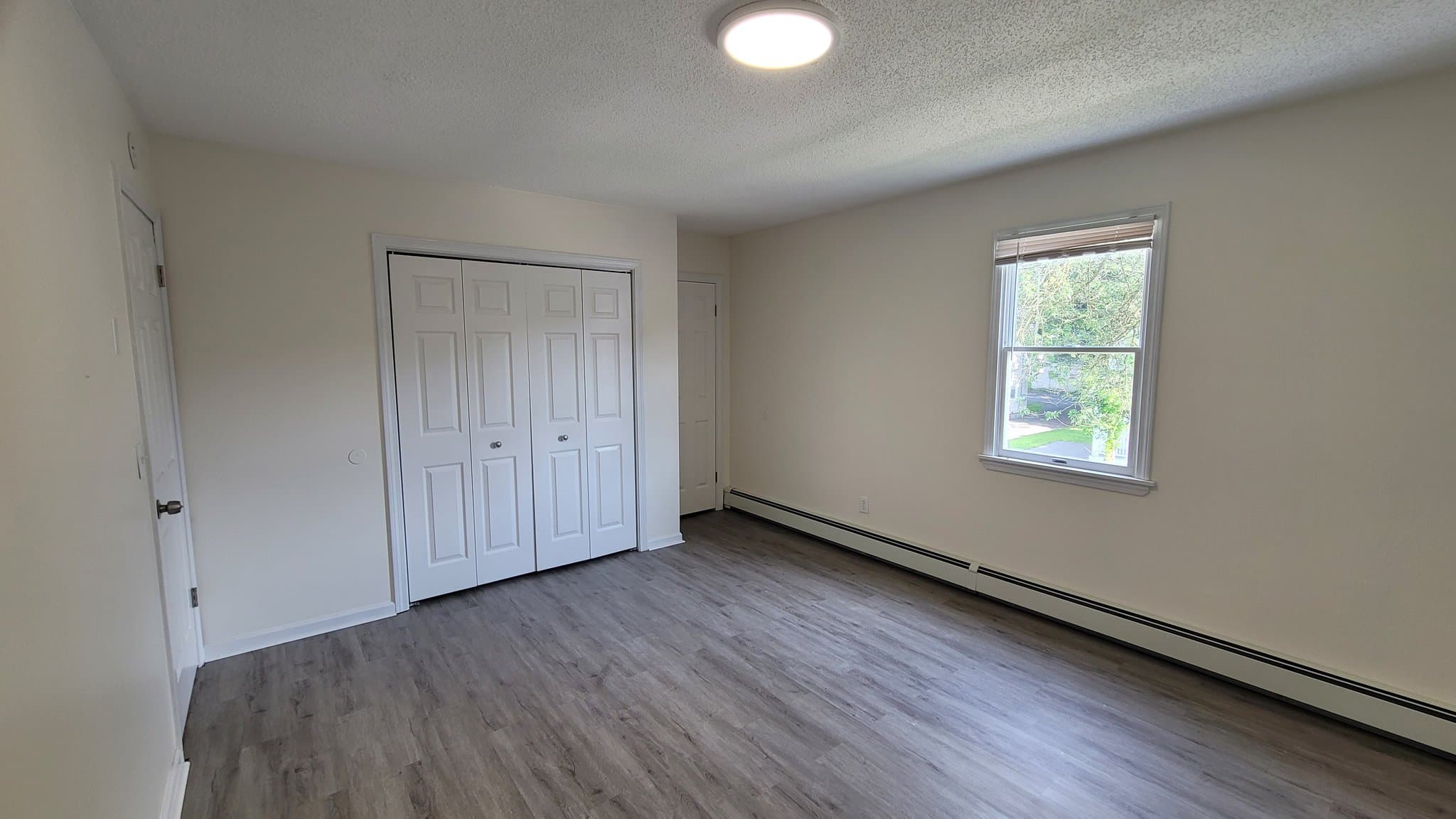 Glens Falls Apartment: 8 William St
