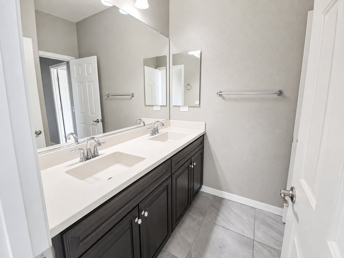 Gilbert House: 3693 E Rakestraw Ln