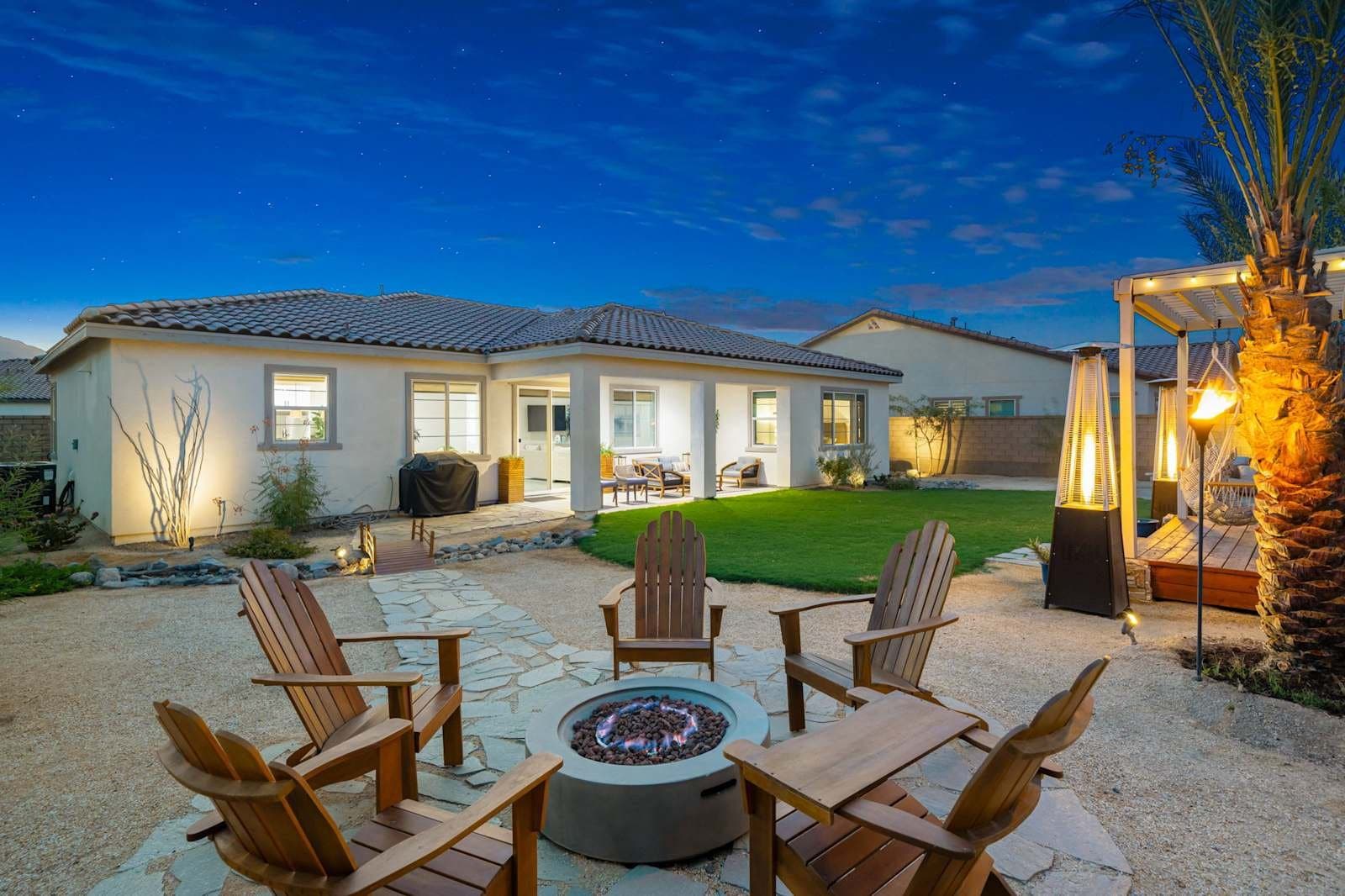 La Quinta House: 58132 Aragon Way