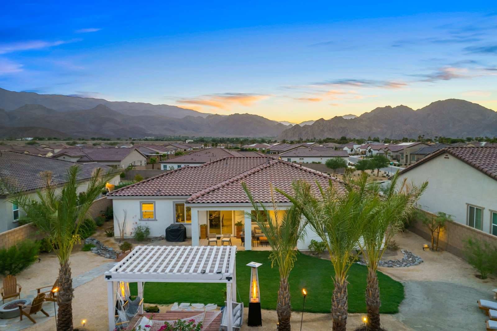 La Quinta House: 58132 Aragon Way