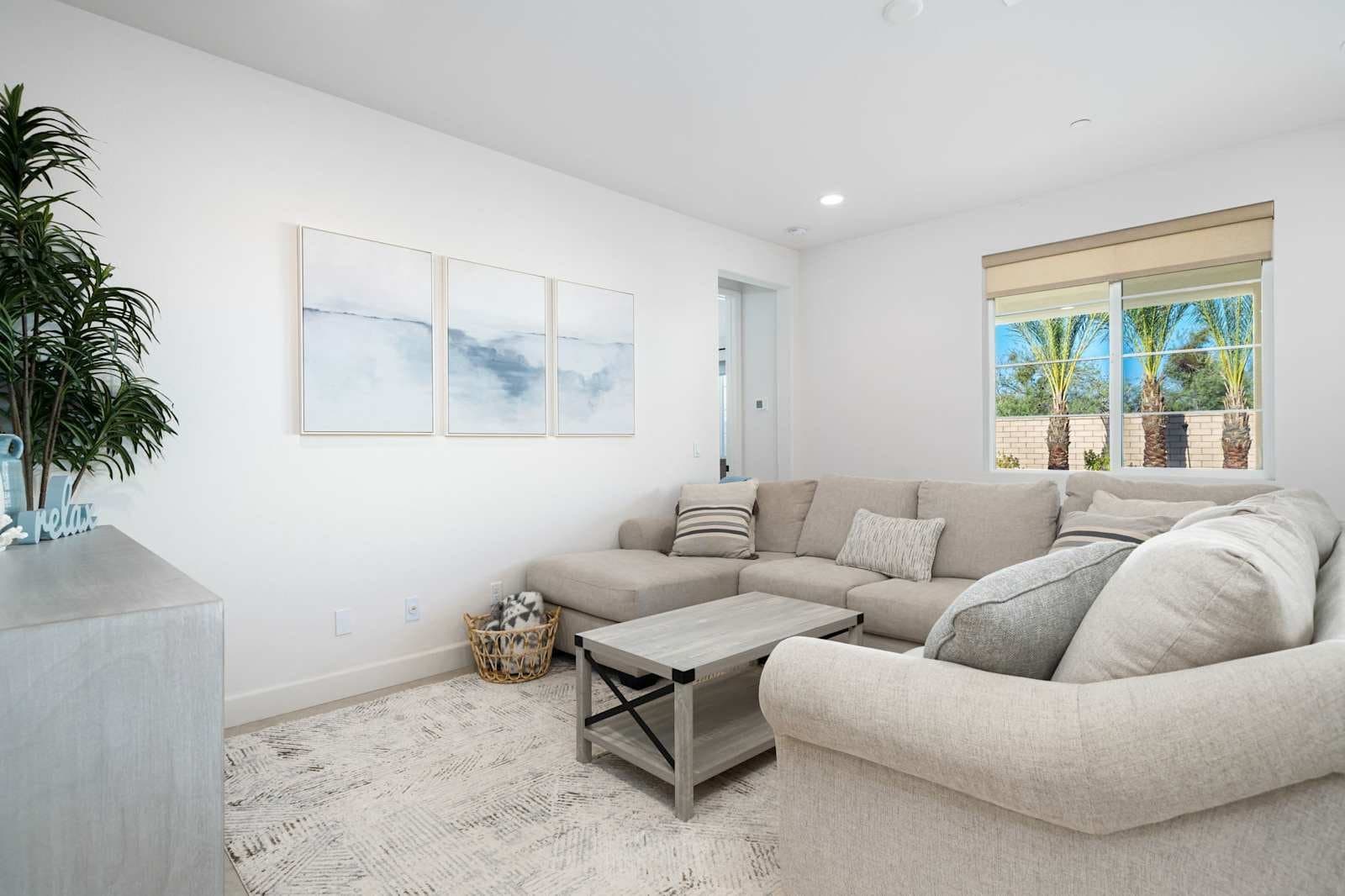 La Quinta House: 58132 Aragon Way