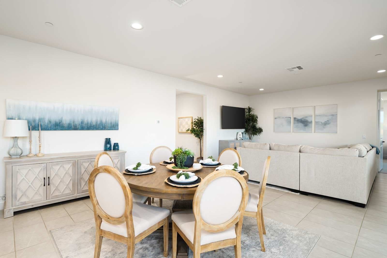 La Quinta House: 58132 Aragon Way