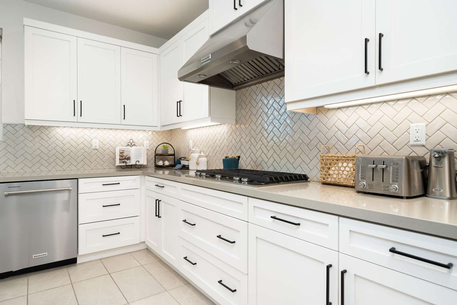 La Quinta House: 58132 Aragon Way