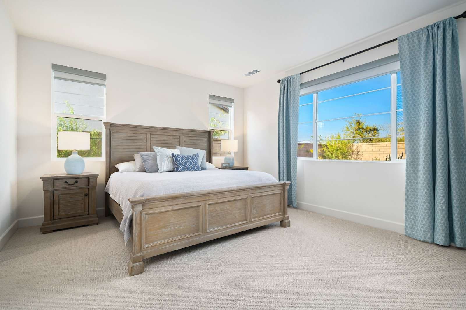 La Quinta House: 58132 Aragon Way