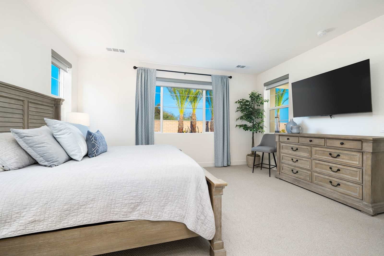 La Quinta House: 58132 Aragon Way