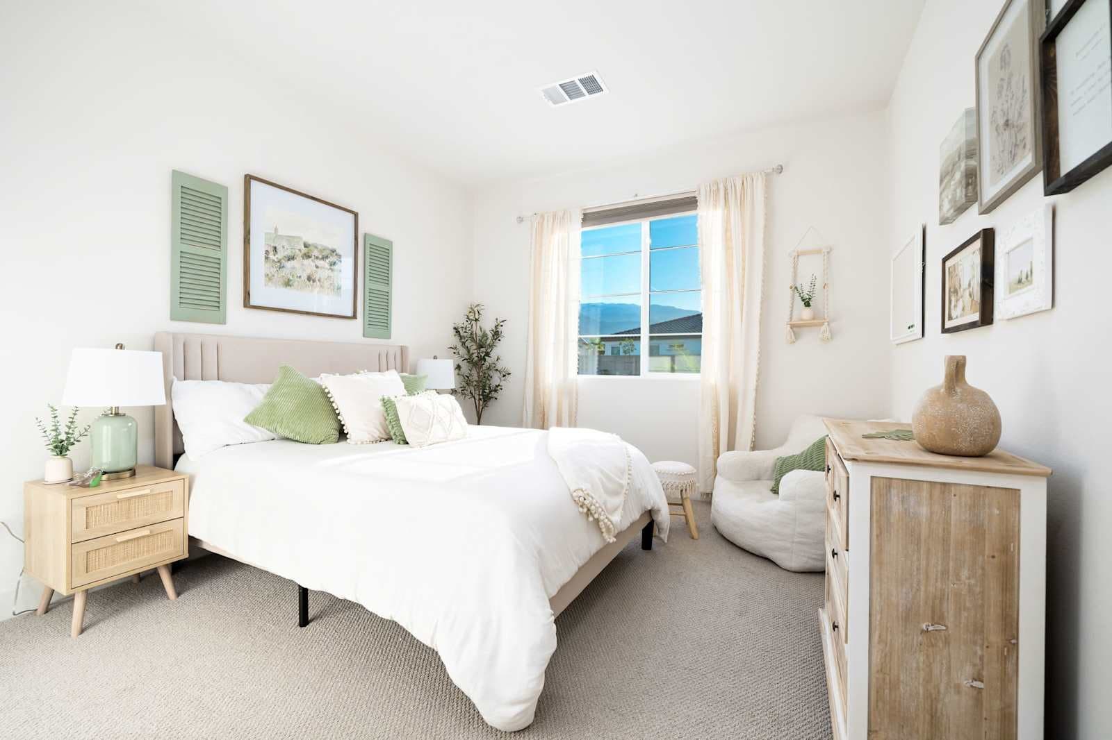 La Quinta House: 58132 Aragon Way