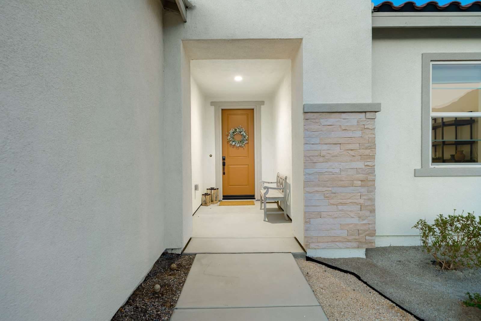 La Quinta House: 58132 Aragon Way