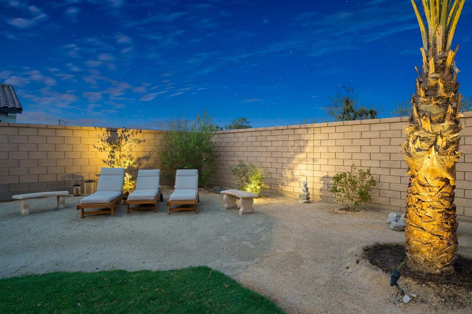 La Quinta House: 58132 Aragon Way