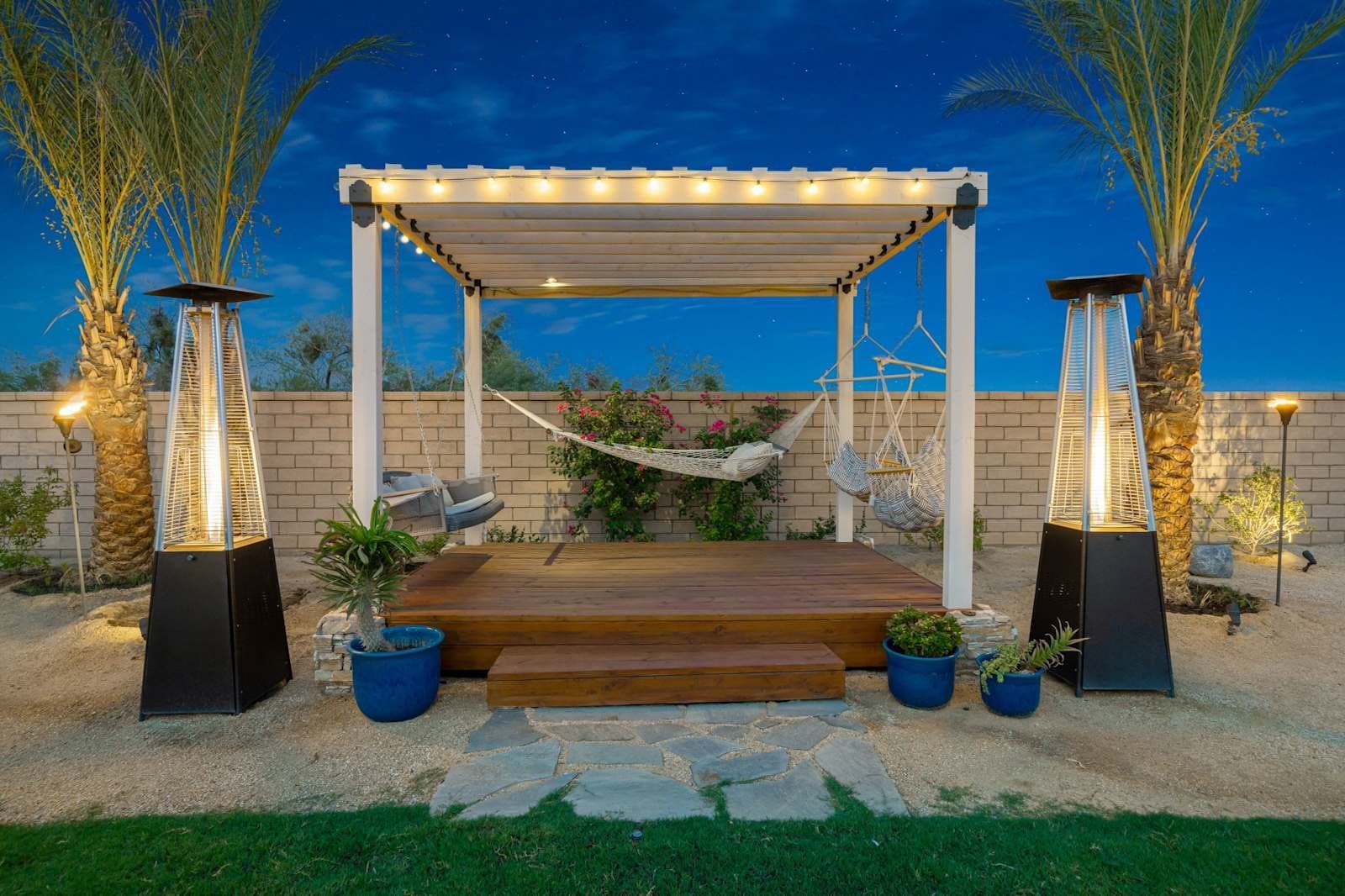 La Quinta House: 58132 Aragon Way
