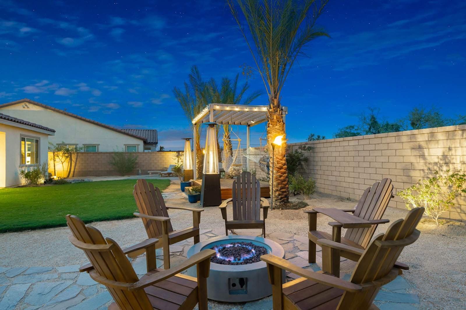 La Quinta House: 58132 Aragon Way