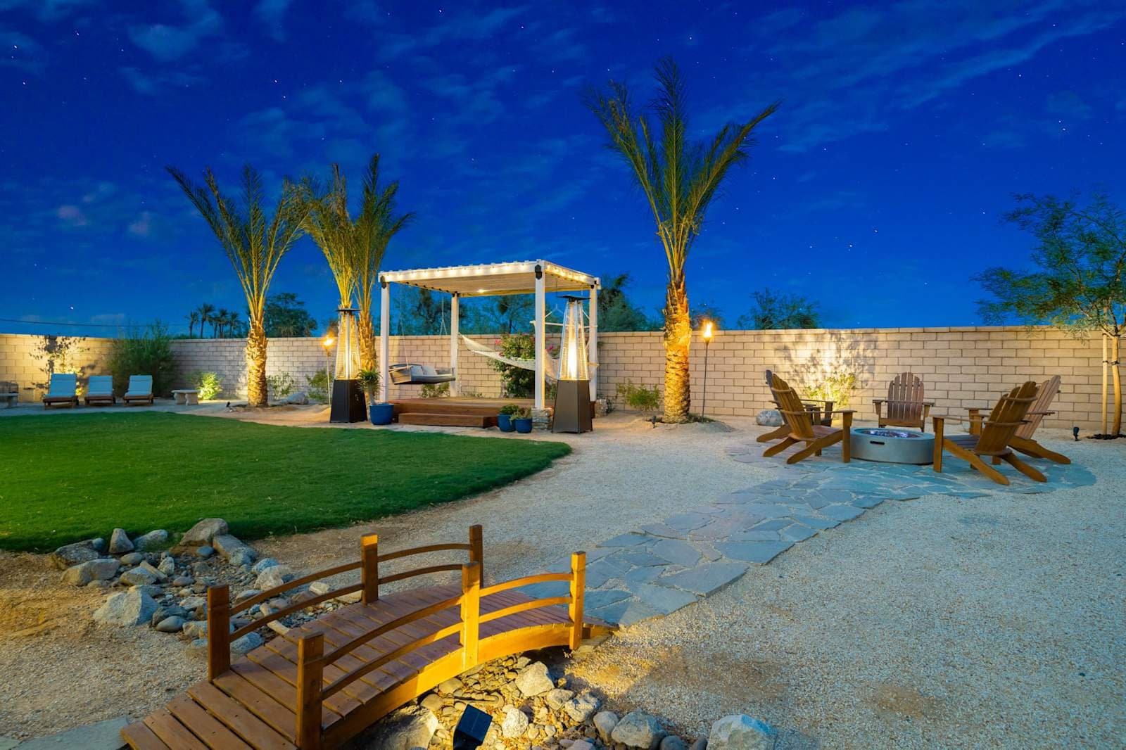 La Quinta House: 58132 Aragon Way