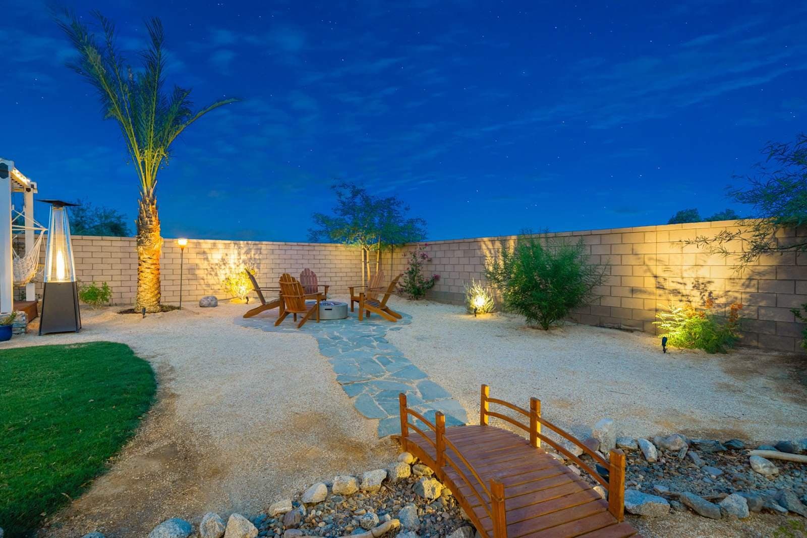 La Quinta House: 58132 Aragon Way