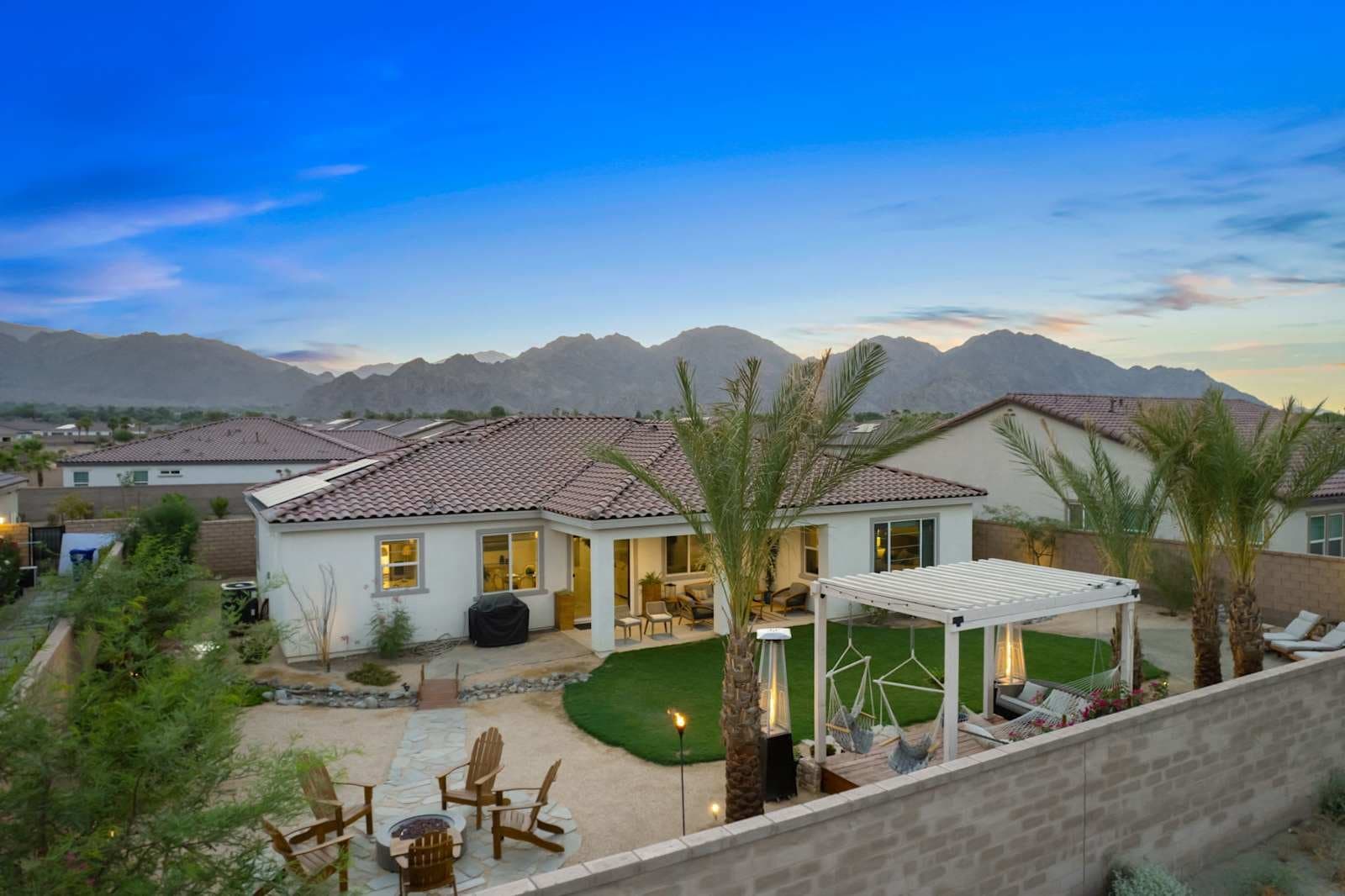La Quinta House: 58132 Aragon Way