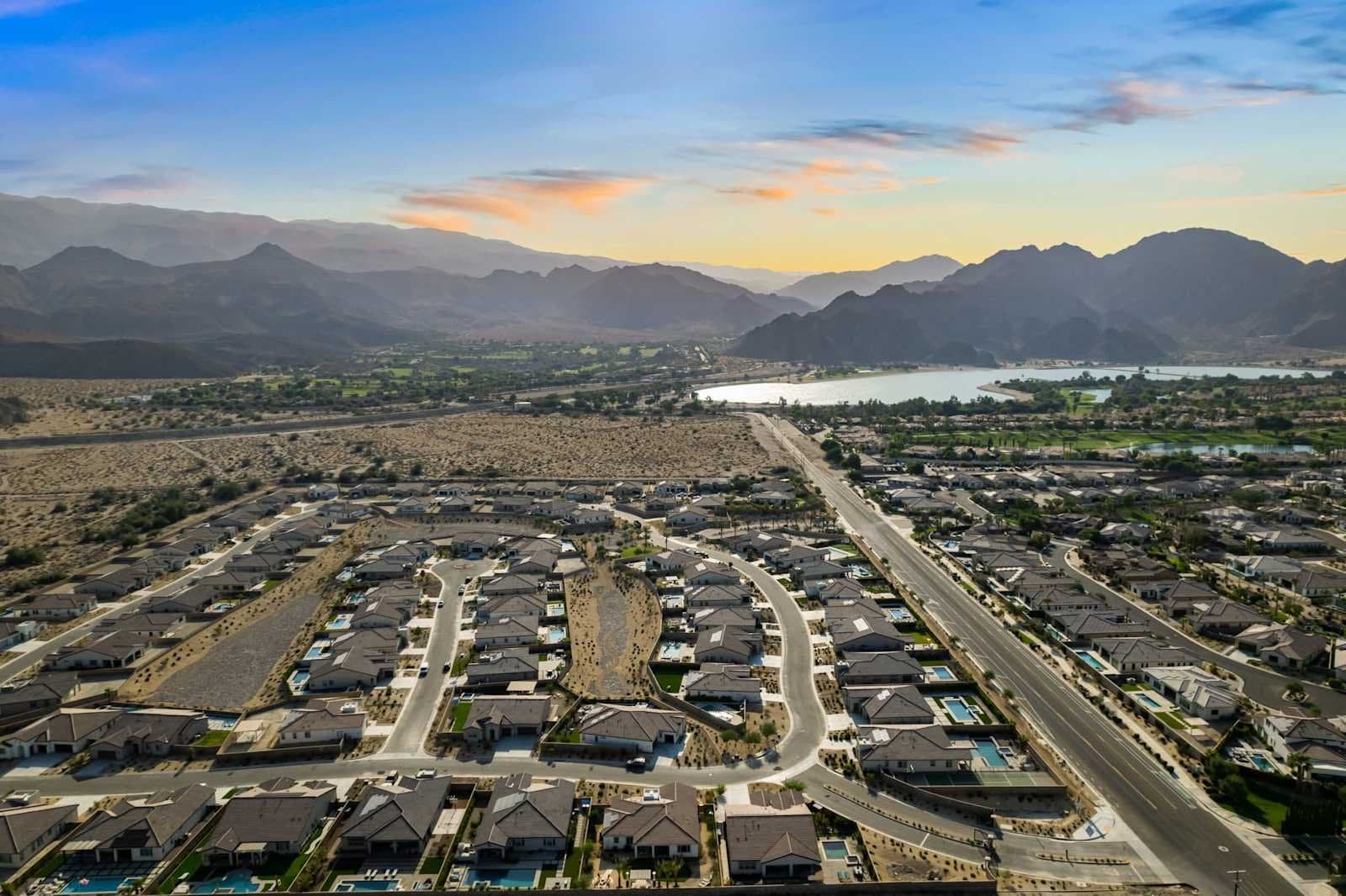 La Quinta House: 58132 Aragon Way
