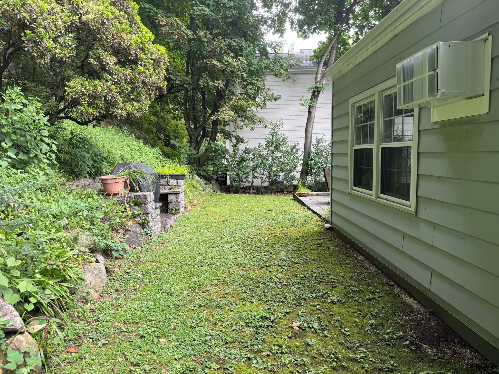 Riverside House: 16 Peters Road