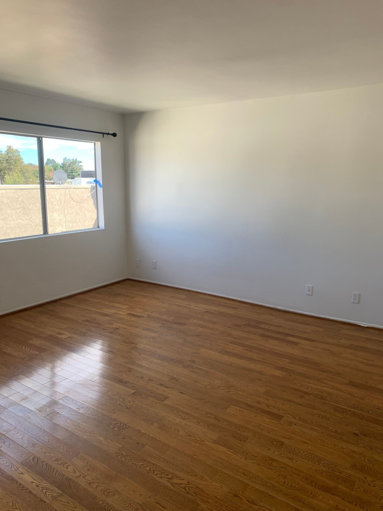 Los Angeles Condo: 1101 Laveta Terrace