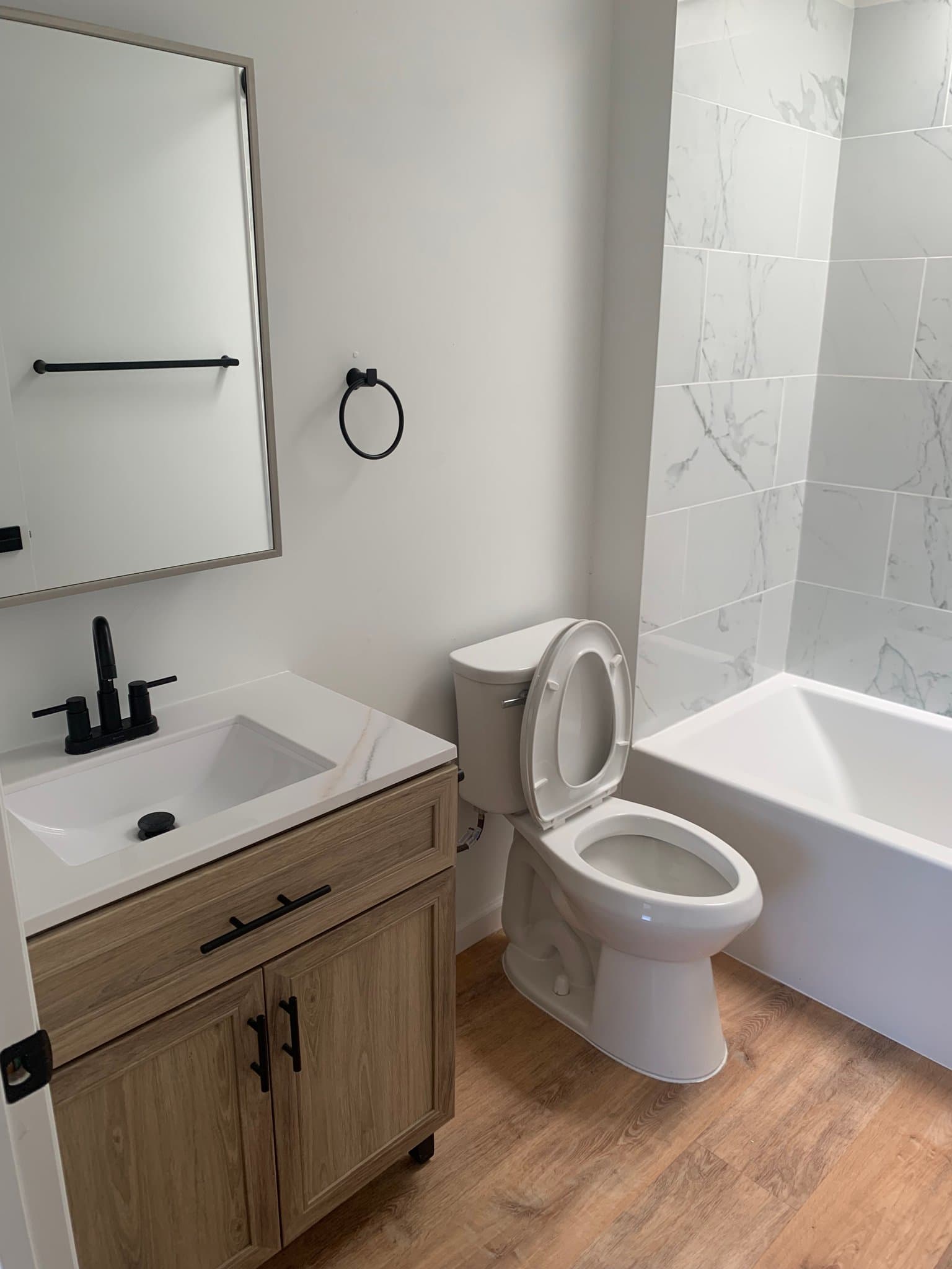 Los Angeles Condo: 1101 Laveta Terrace