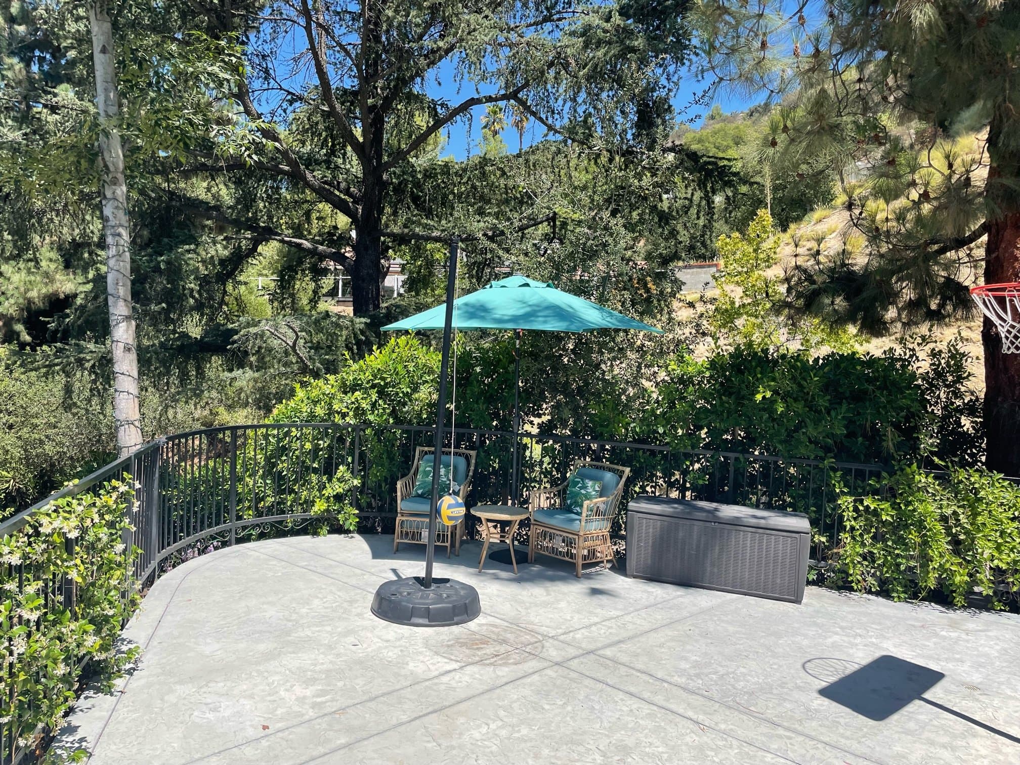 La Canada Flintridge House: 526 Venado Vista Drive