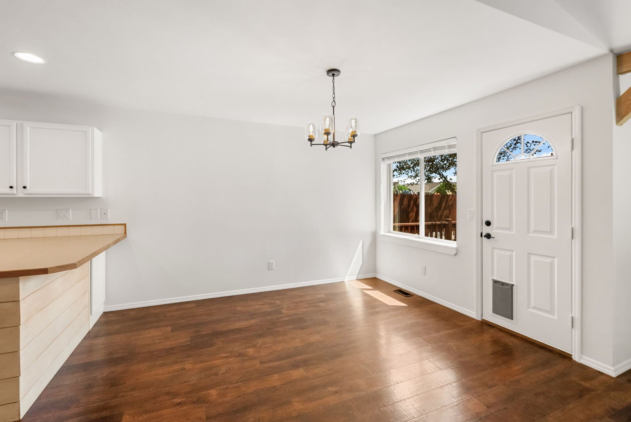 Belgrade House: 1397 N River Rock
