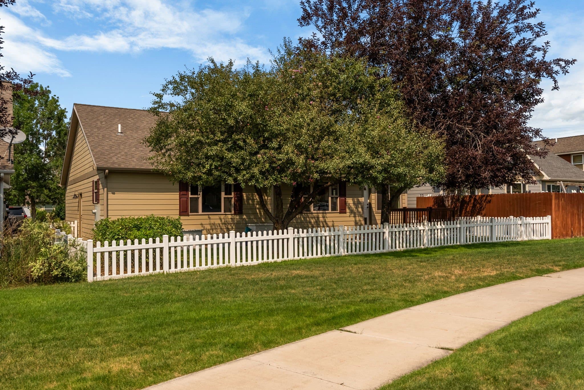 Belgrade House: 1397 N River Rock