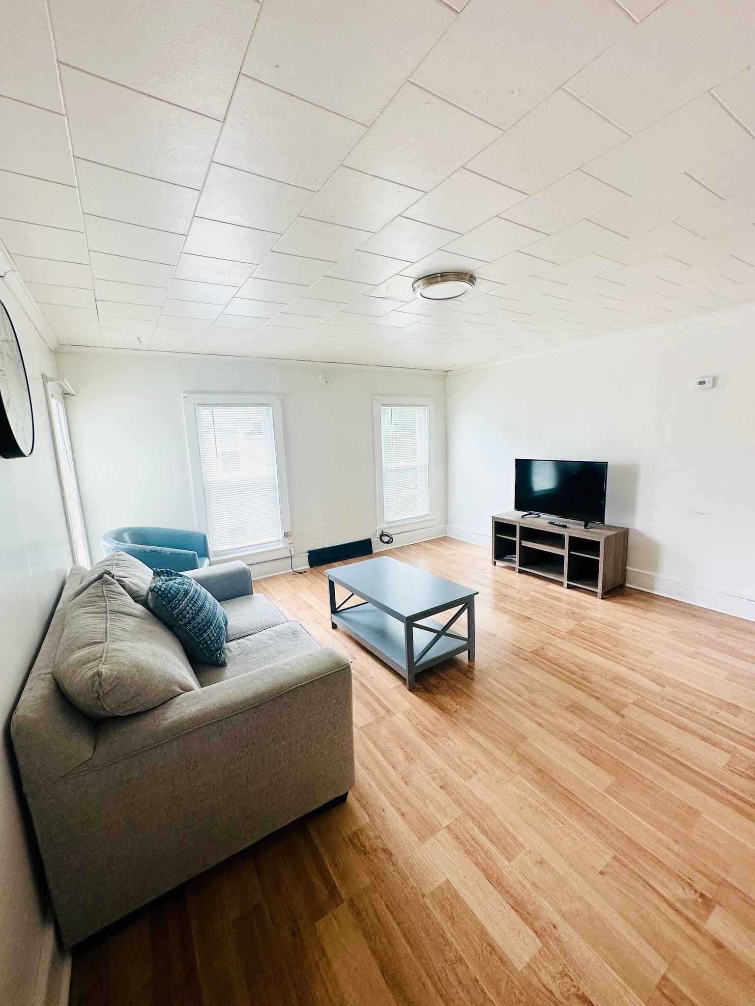 Binghamton Single Room: 10 Garfield ave