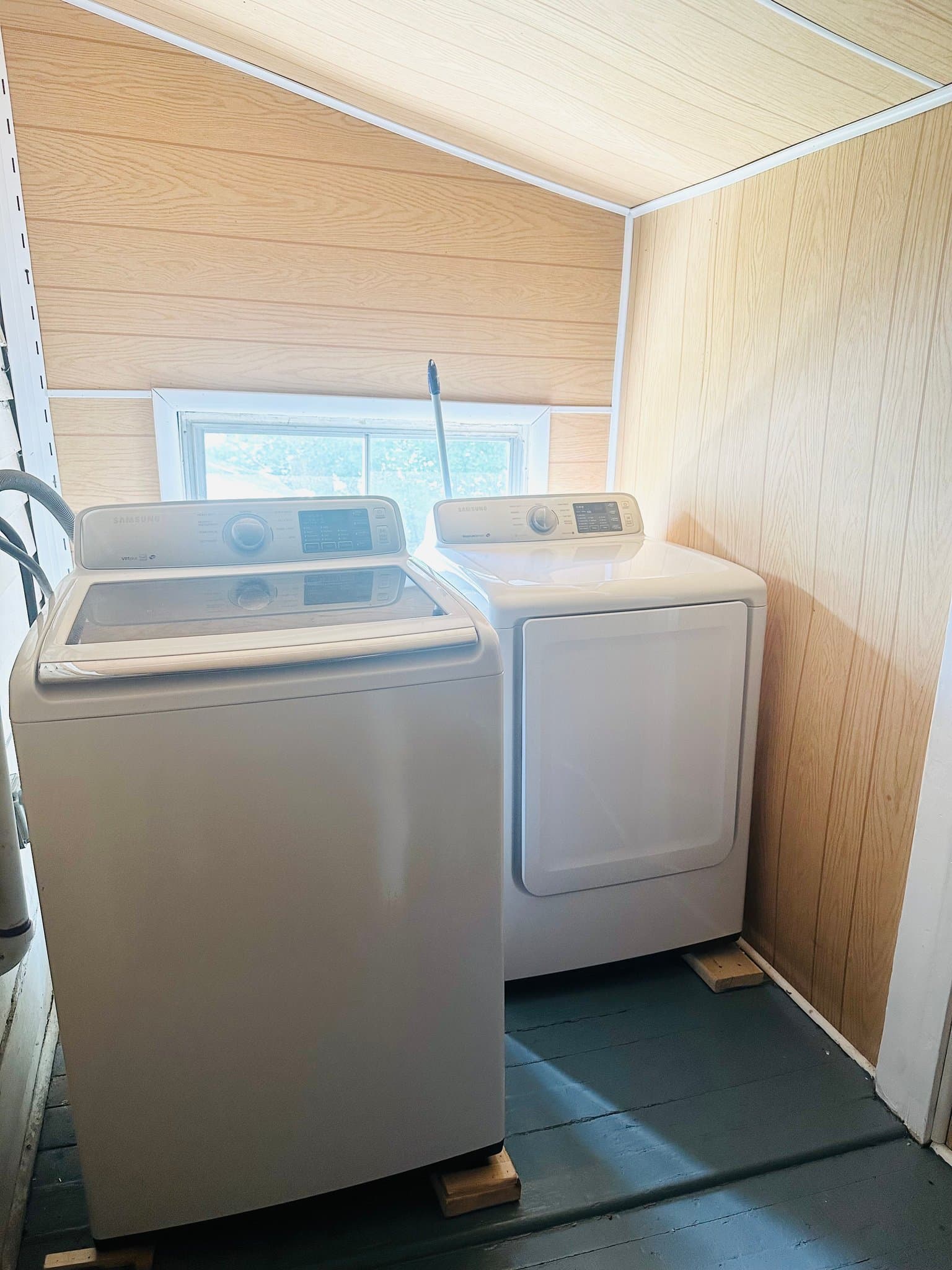 Binghamton Single Room: 10 Garfield ave