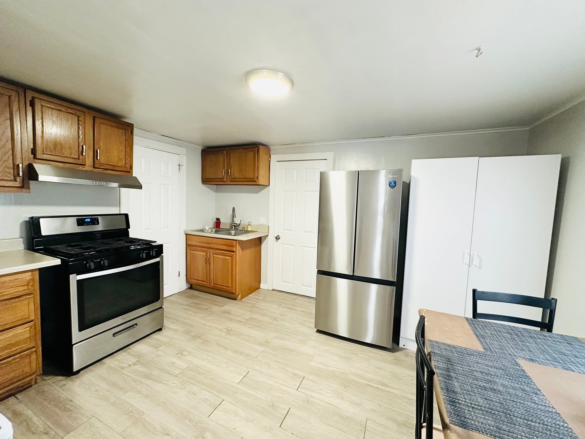 Binghamton Single Room: 10 Garfield ave